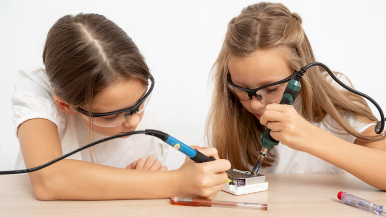 7 Awesome STEM Engineering Projects for Kids!